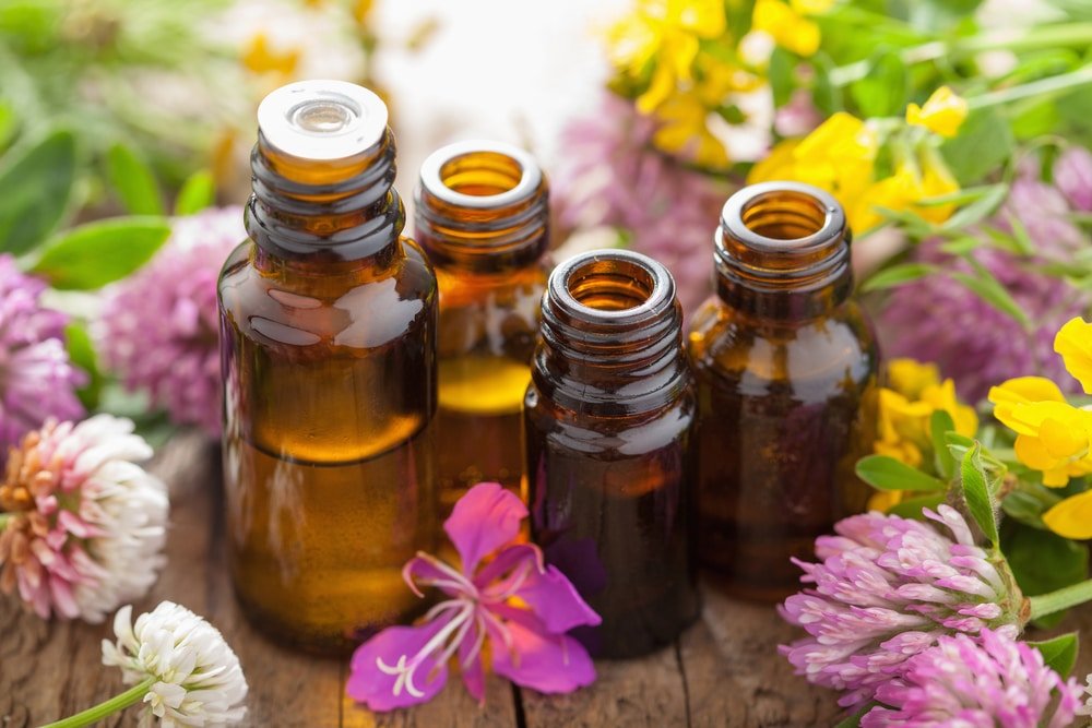 13 Essential Oils for Inflammation