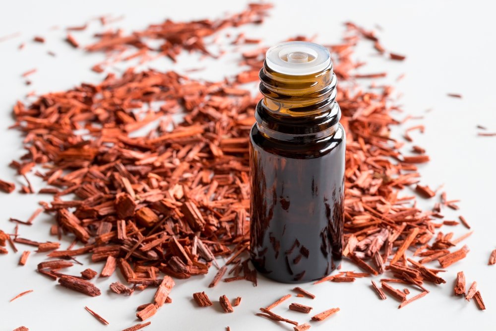 sandalwood essential oil benefits