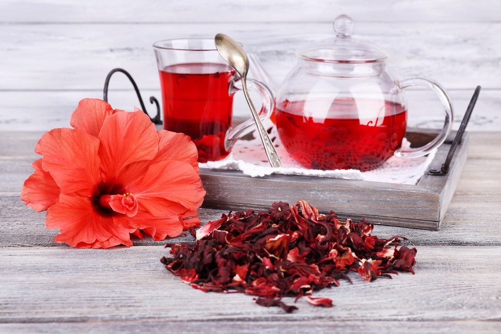 11 Amazing Benefits of Hibiscus Tea