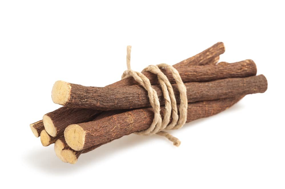 13 Amazing Health Benefits of Licorice Root