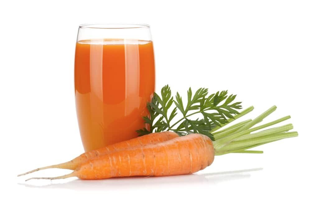 14 Amazing Benefits of Carrot Juice